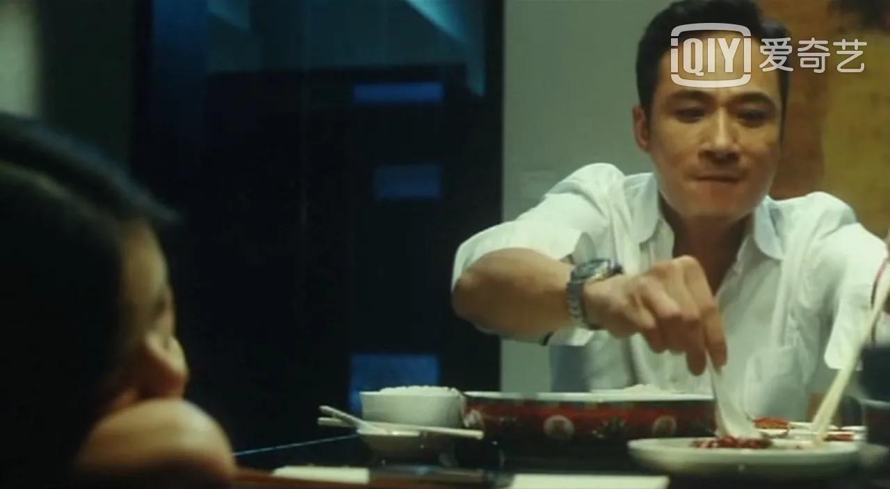 双食记三个人的片段,双食记一个男人吃两家饭