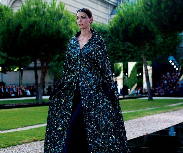 纪梵希，链接过去与未来