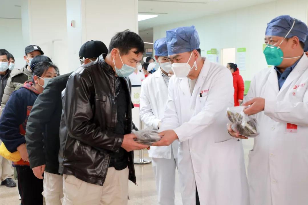 今天，我们告别了武汉八院——西安国际医学中心医院抗疫纪实