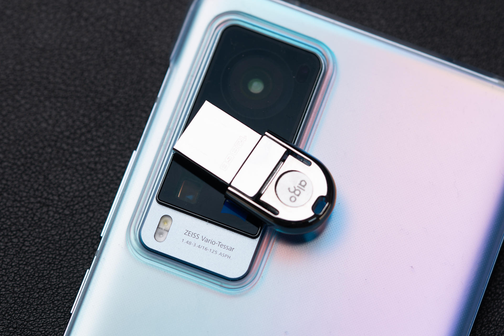 爱国者u盘和忆捷u盘哪个好,爱国者u盘和朗科u盘哪个好