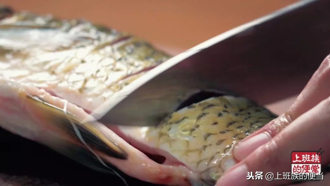 正宗重庆人做鱼的方法,新疆人最简单的做鱼方法