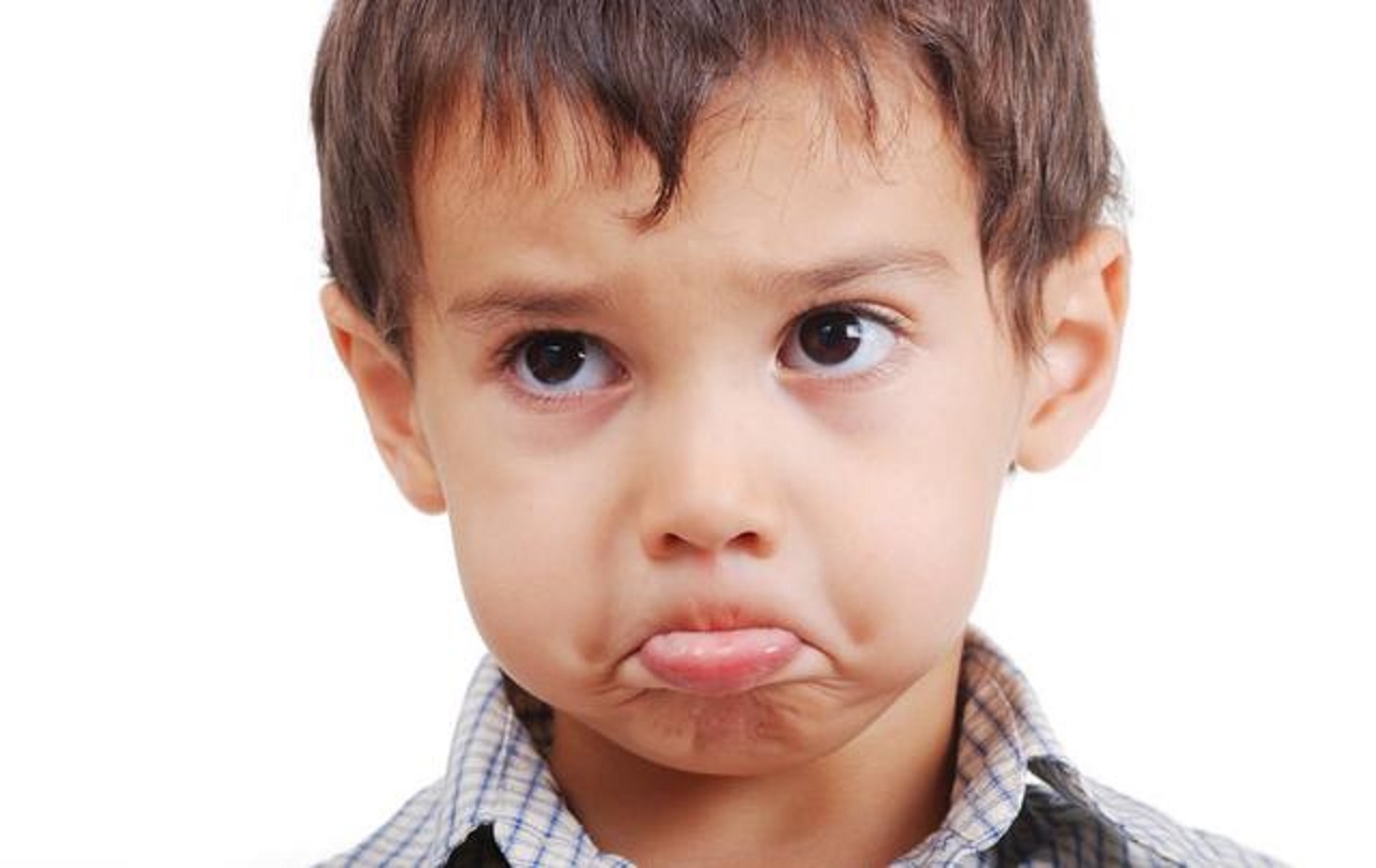 孩子固执听不进任何意见怎么办,孩子总是固执己见怎么办