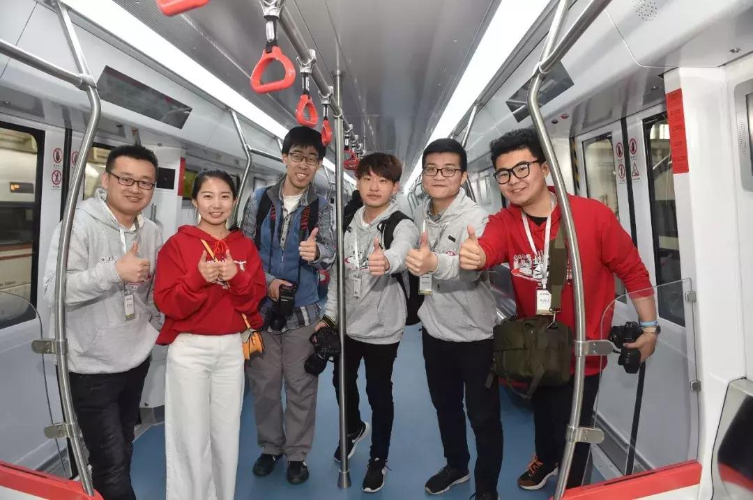 中车唐山公司高铁列车,中车唐山公司第一列高铁