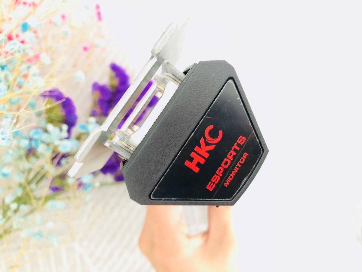 hkcgf40显示器适合打游戏吗,HKCGF40曲面电竞显示器