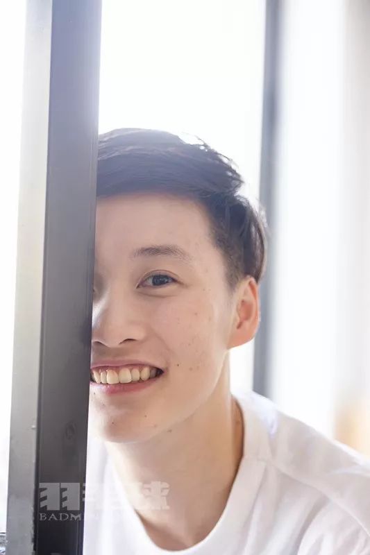 打羽毛球的陈雨菲,羽毛球陈雨菲图片