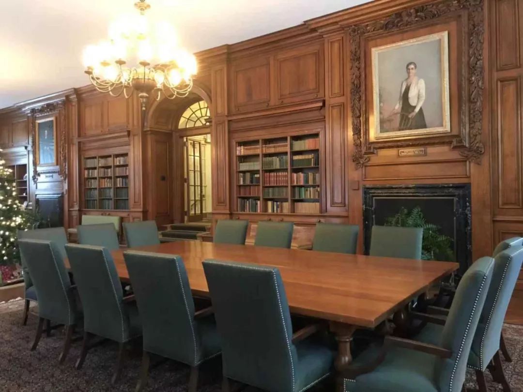 迪尔菲尔德学院好吗,迪尔菲尔德学院