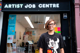 “最黑”的黑色:颜色也可以独有!色彩争议是如何引发艺术不和的