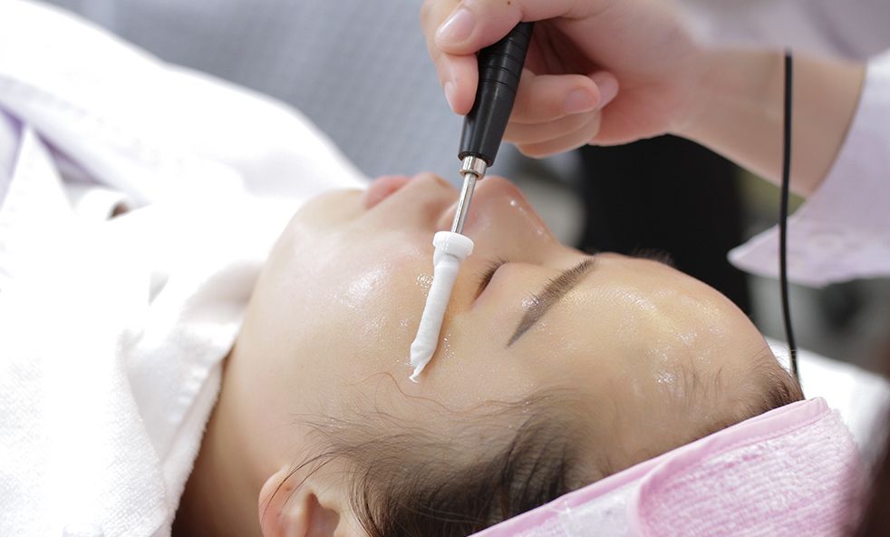 痘印黑色素沉淀怎么遮盖,痘印暗斑怎么快速消除