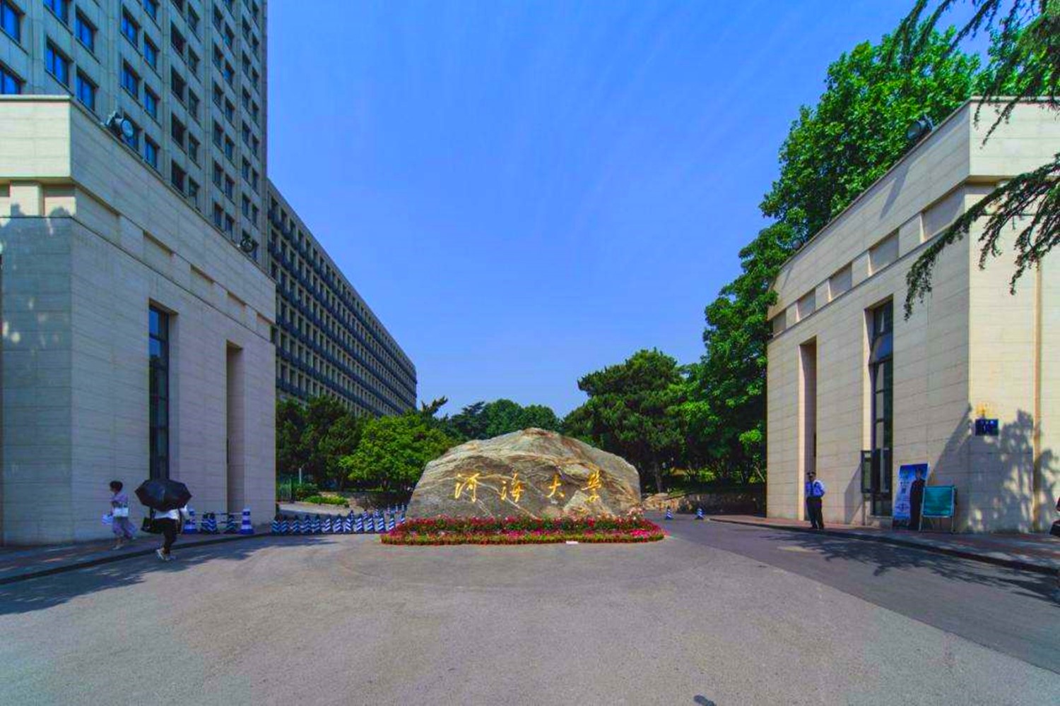 江苏在建的一座新校区，占地2248亩，预计2023年建成投用