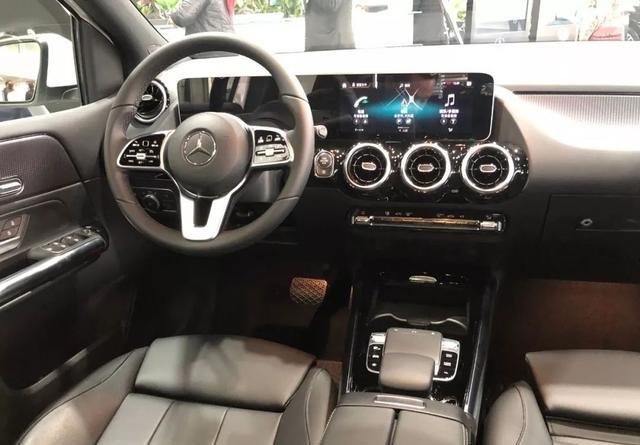 2020奔驰b200值得买,2020奔驰b200底盘视频