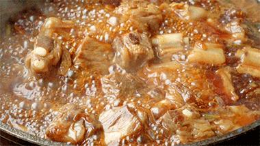 冬天就要吃热乎乎的糯米饭,全家人都能吃的电饭煲焖饭