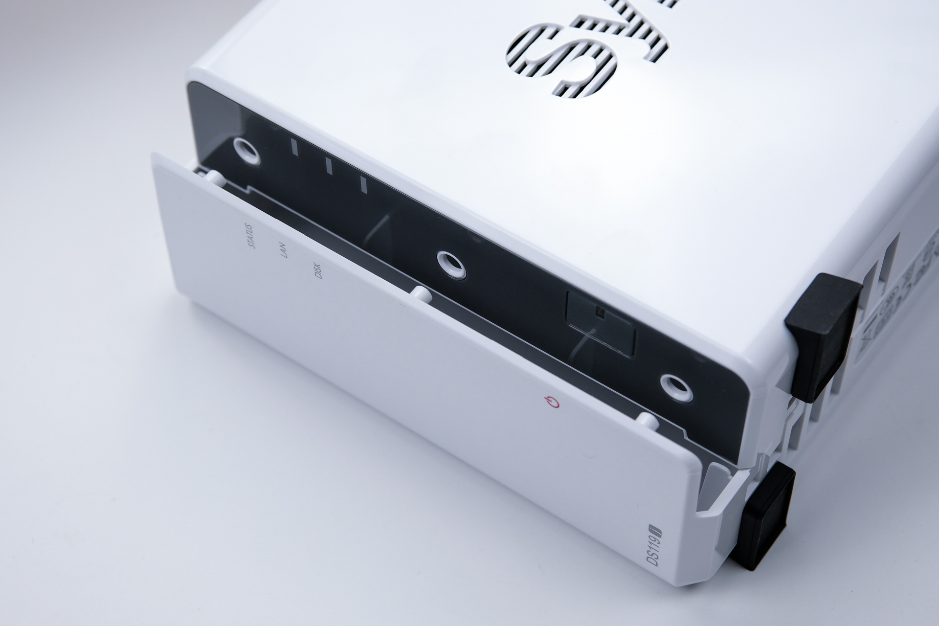 群晖nas和监控一起使用性价比出众,群晖nas监控套件使用效果