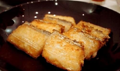 煎带鱼直接可以裹玉米淀粉吗,爱吃煎带鱼怎样煎出美味的带鱼