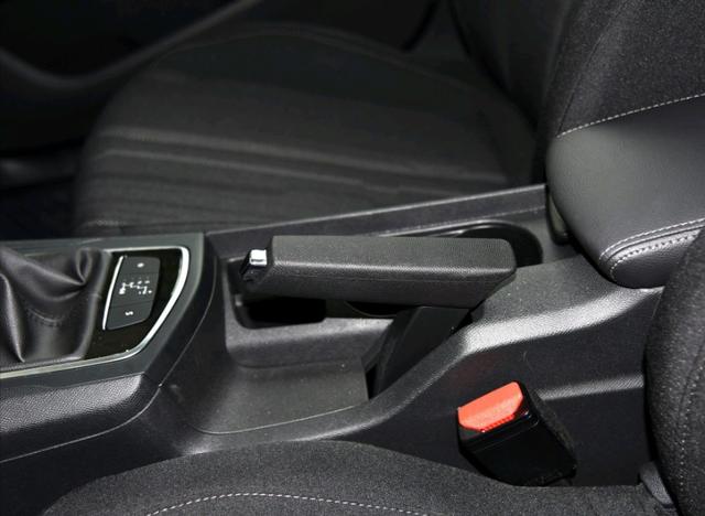 法国小钢炮标致308s,法系小钢炮308s