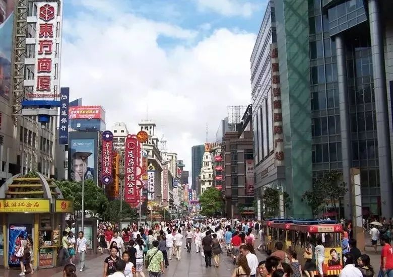 上海依然是那个令人骄傲的上海,上海是上海人的骄傲