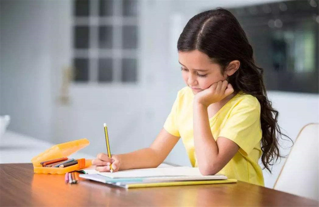 孩子东张西望不专注怎么办,孩子东张西望注意力不集中怎么办