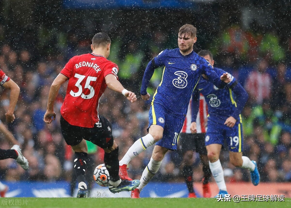 曼联惨绝11人无缘欧冠首战,曼联遭绝平3-3埃弗顿