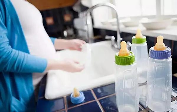 奶瓶奶垢要怎么清掉,硅胶奶瓶奶垢洗不掉