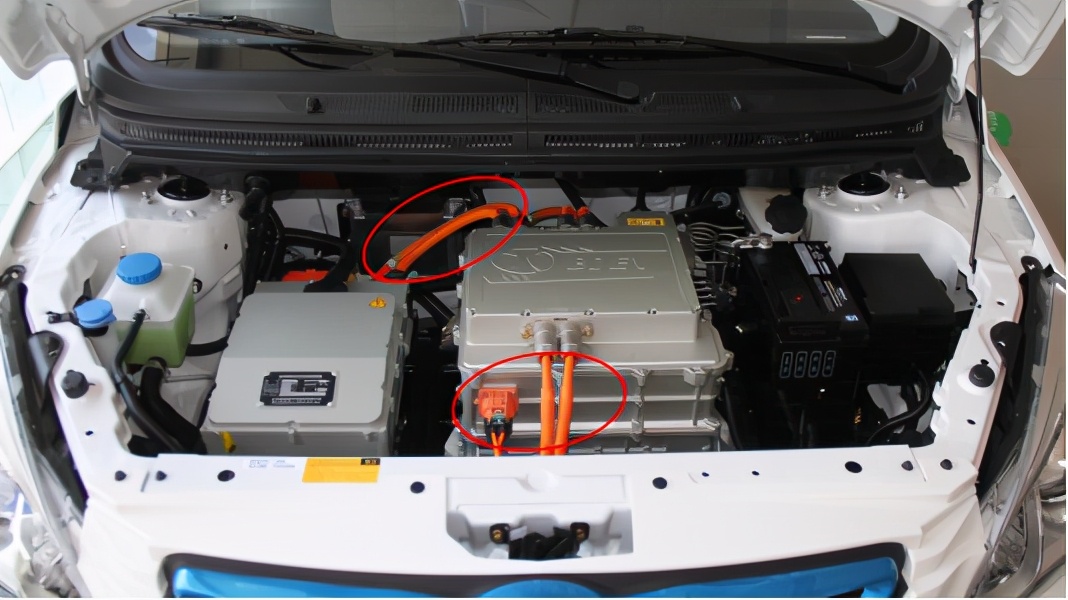 新能源汽车高压系统安全操作动画,纯电动汽车高压系统安全措施