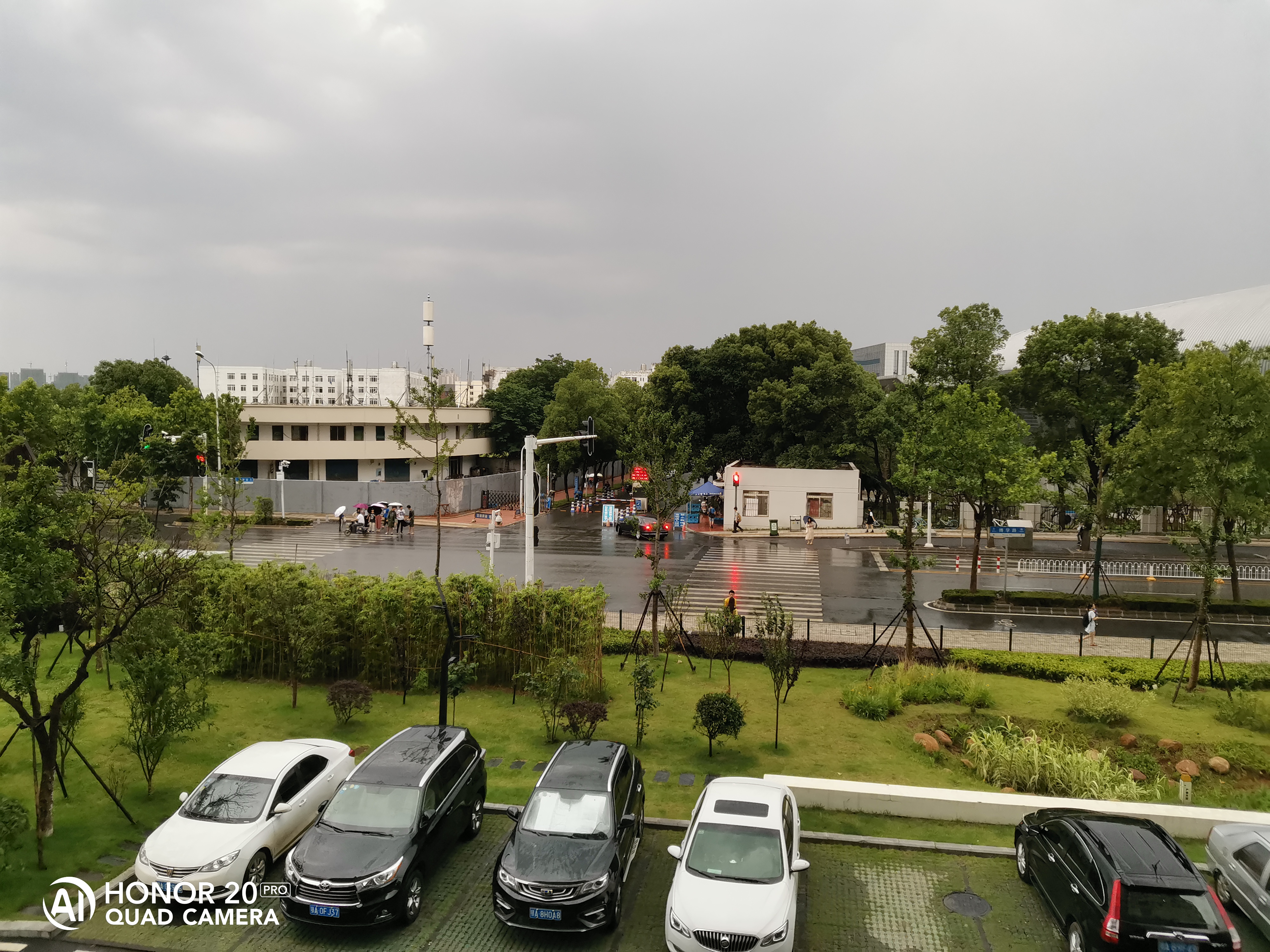 荣耀20pro还值得入手吗,拒绝云测评实战出真理