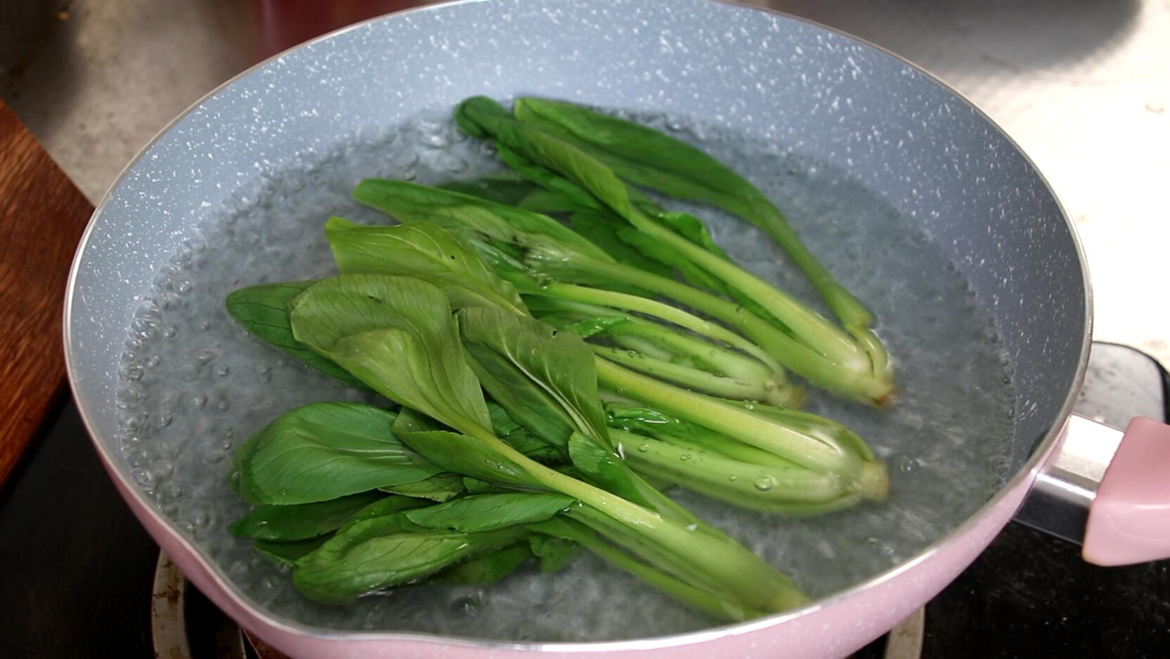 油泼面做法怎么才能筋道,油泼面怎么做劲道