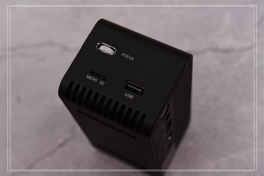 新款家用投影仪高清小型便携投影,口袋智能微型投影仪