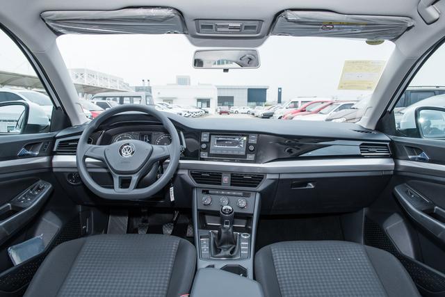 大众宝来1.5L—终于变成了别人的样子，只有省油和空间的优点