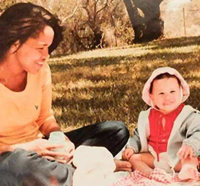 梅根马克尔:英王室新“风景”和新“风向”