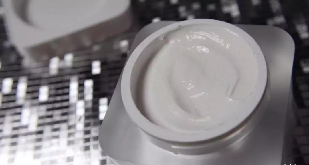 维生素abce分别有什么用,维生素ABC是药吗