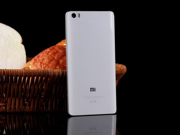 小米和苹果哪款手机比较好,苹果手机小米手机哪一个好