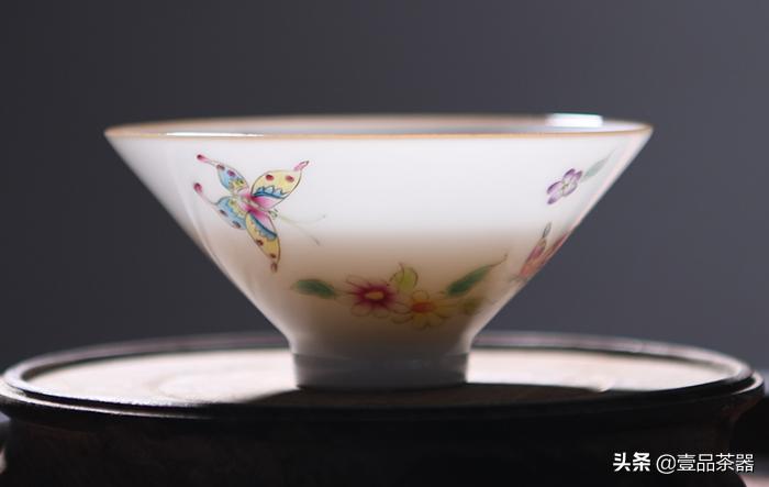 茶盅斗笠杯,茶器里的大斗笠杯