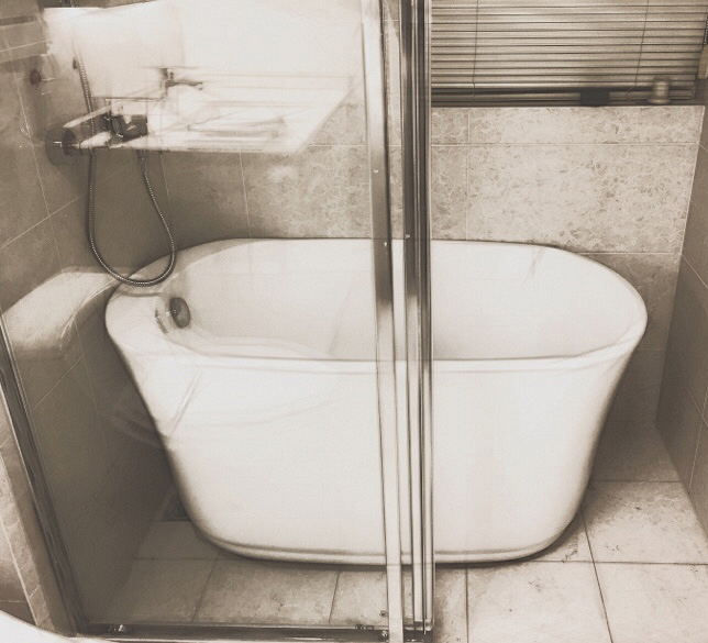 30岁女性独自装修,独居女孩的单身小屋布置设计