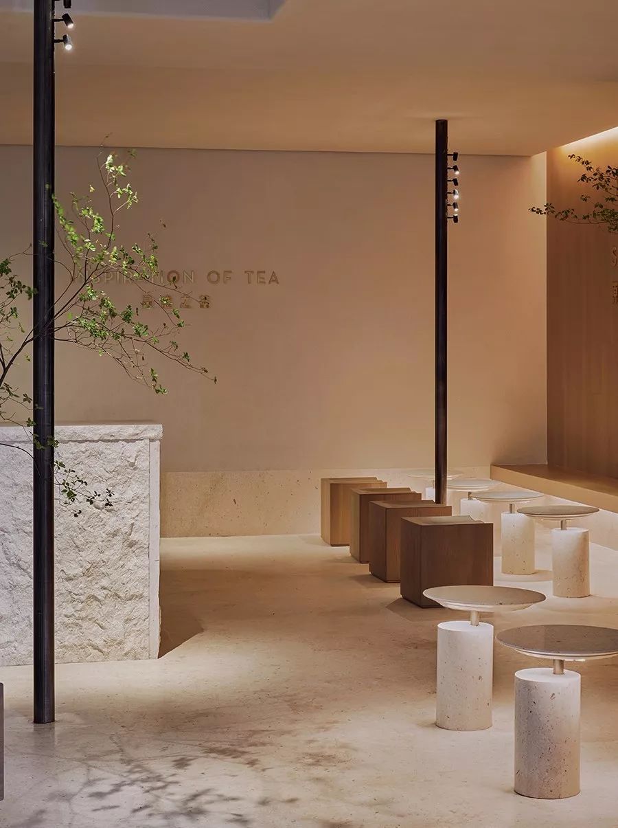 服装人要哭了！年利润4亿、估值90亿的喜茶竟然跨界服装行业？