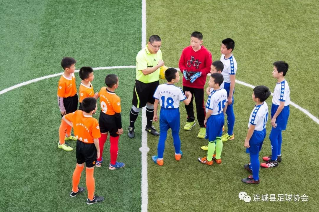 冠豸山旗舰足球俱乐部,冠豸山足球队