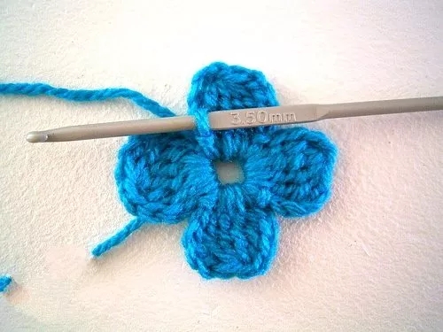 渐变色莲花坐垫钩编视频教程,好看坐垫钩法图解