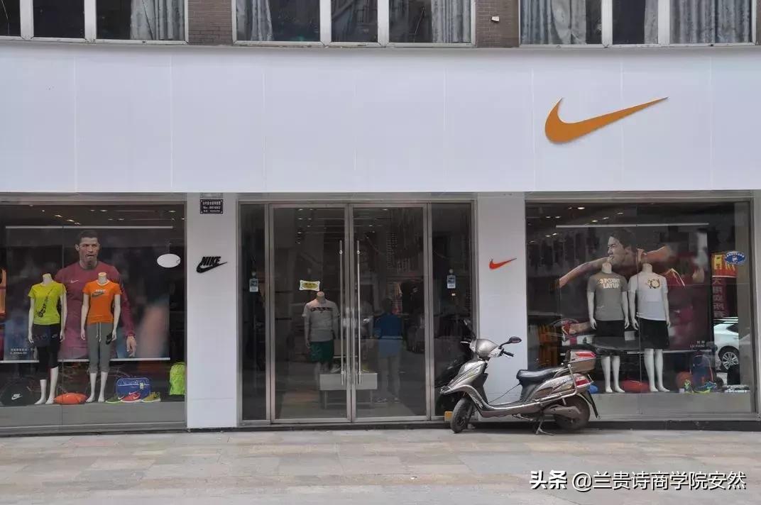 兰贵诗商学院：只要在招牌上加这几个字，实体店生意立马翻倍（下）