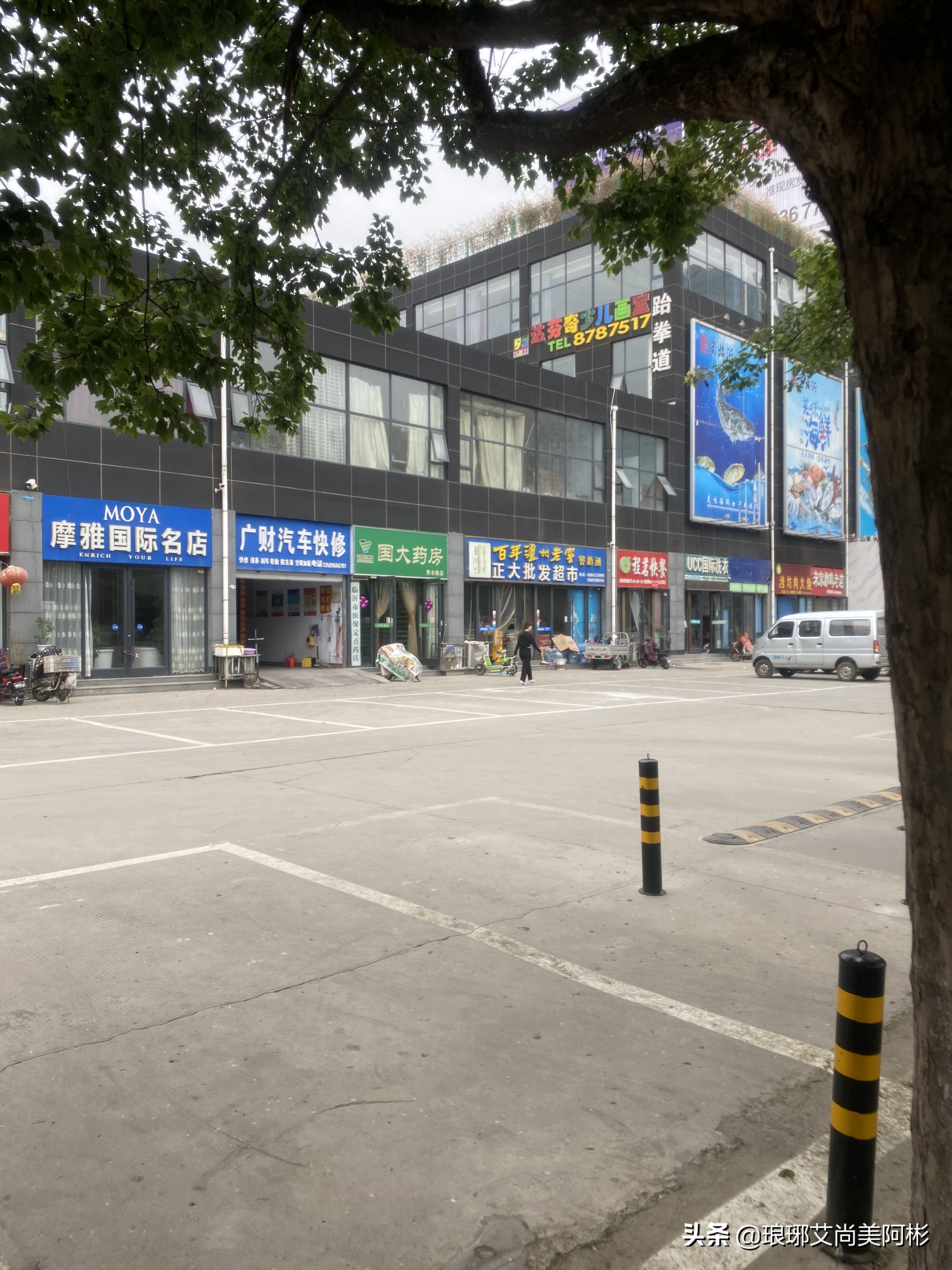 一个小区能养活几家药店,小区外的药店真的挣钱吗