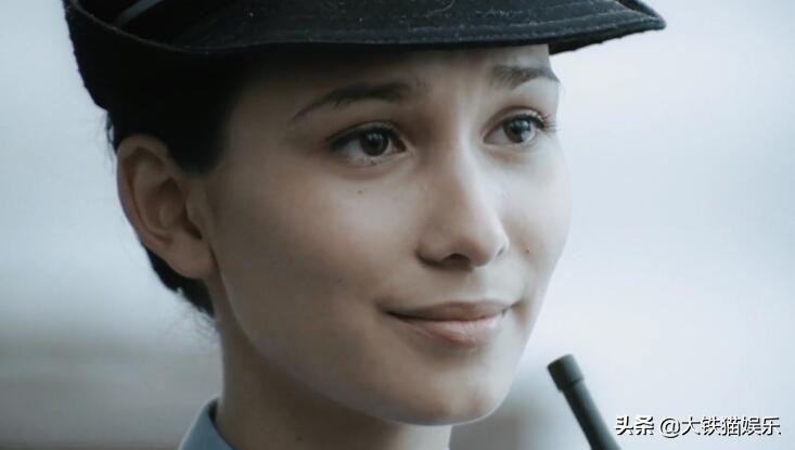 9位老牌女星今昔颜值对比,年轻时颜值惊艳的15位女星