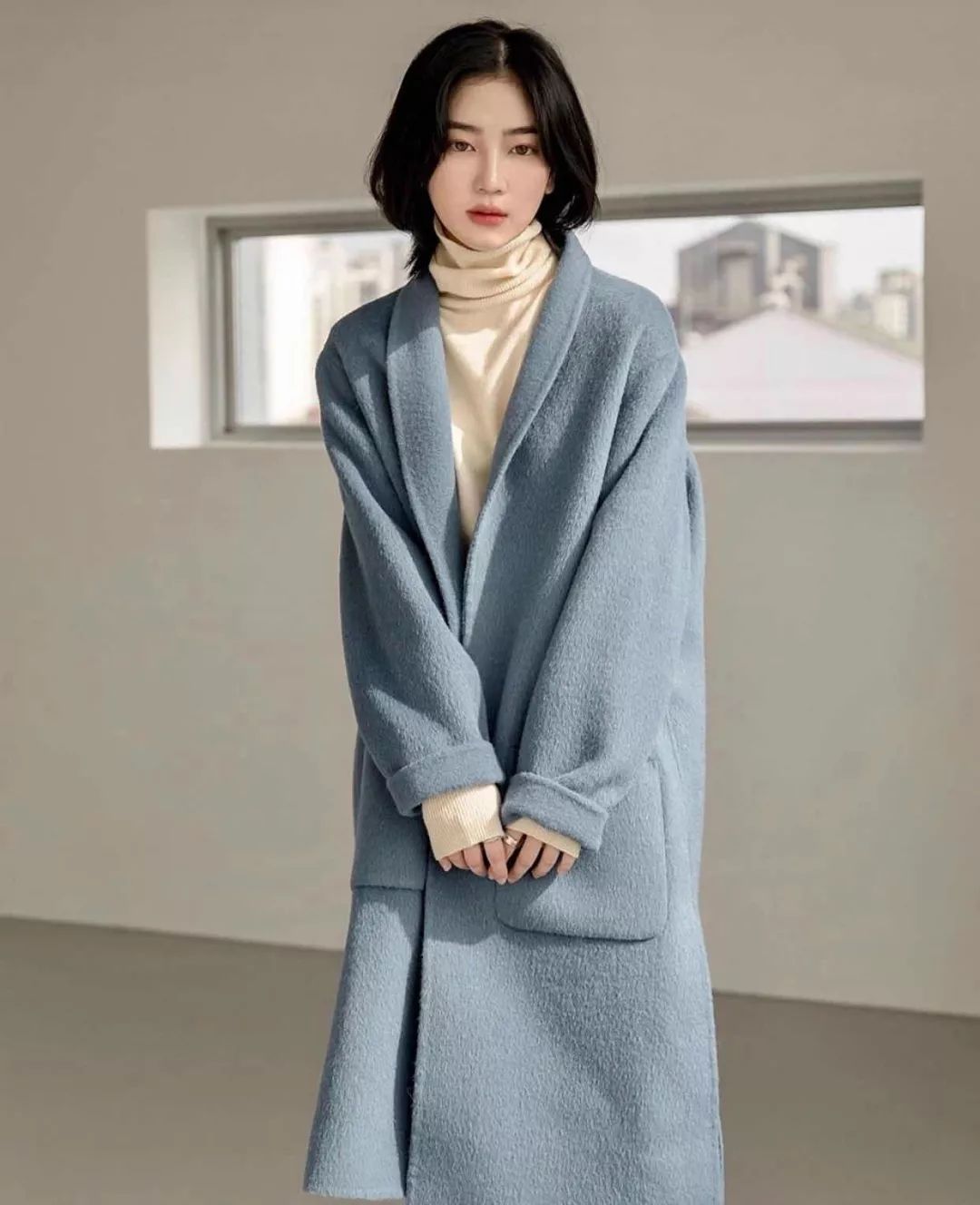 外套+小高领，时髦又保暖