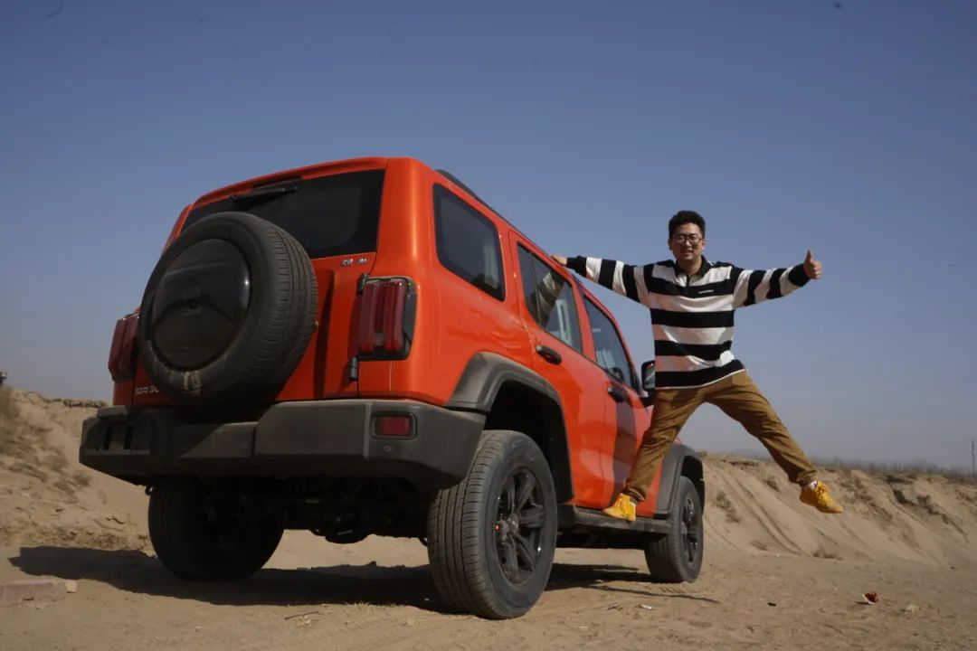 坦克300全新版本抢购,赛博坦克300回头率