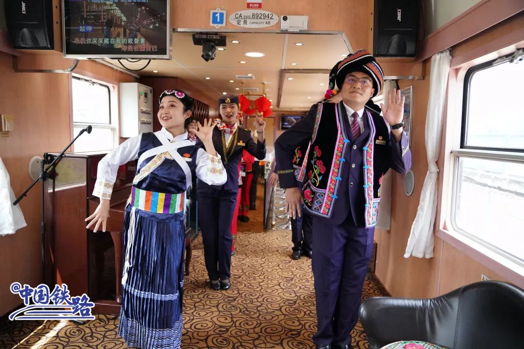 双层火车卧铺大床房西藏,双层火车卧铺大床房过夜