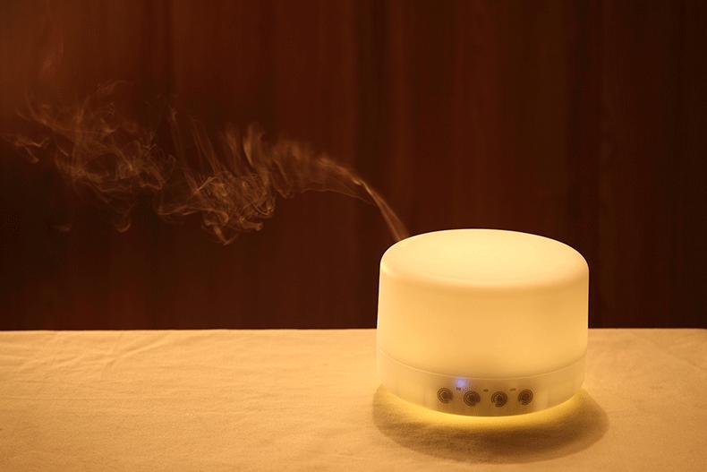 檀香精油怎么用最好 (檀香精油怎么用在脸上)