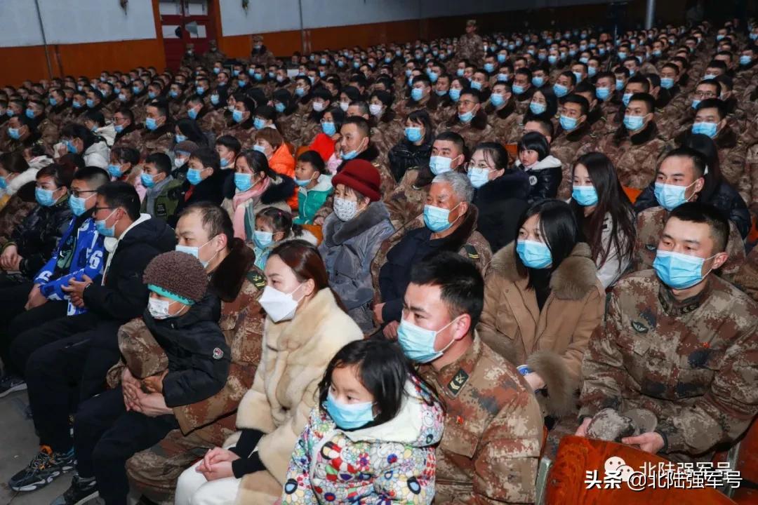 军营春晚嗨翻全场,军营春晚众星闪耀你喜欢哪一款