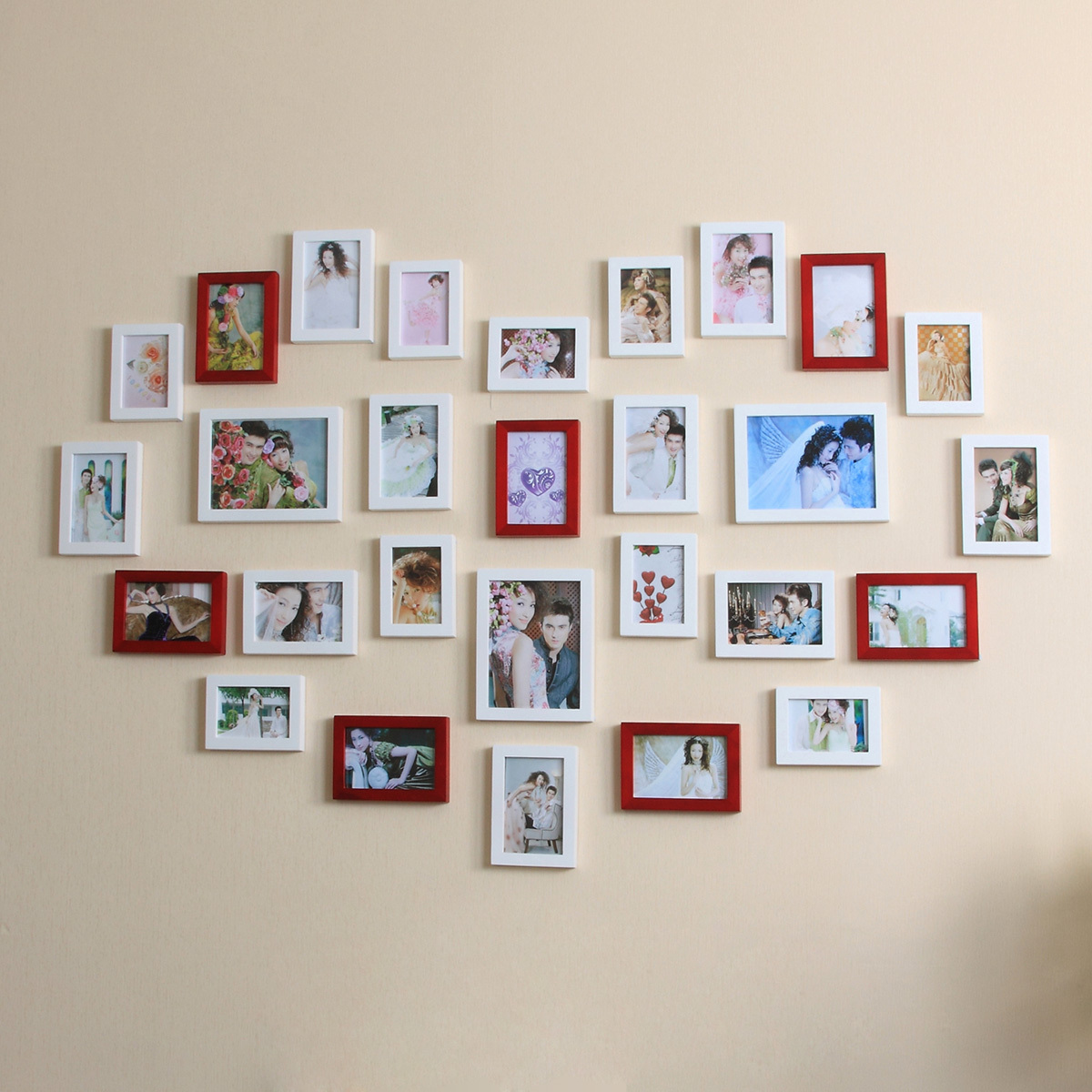 老相框怎么挂好看照片墙布置技巧,不规则相框照片墙布置