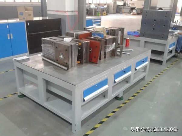 山东不锈钢工具柜定做价格,浦东新区不锈钢工具柜设备厂家