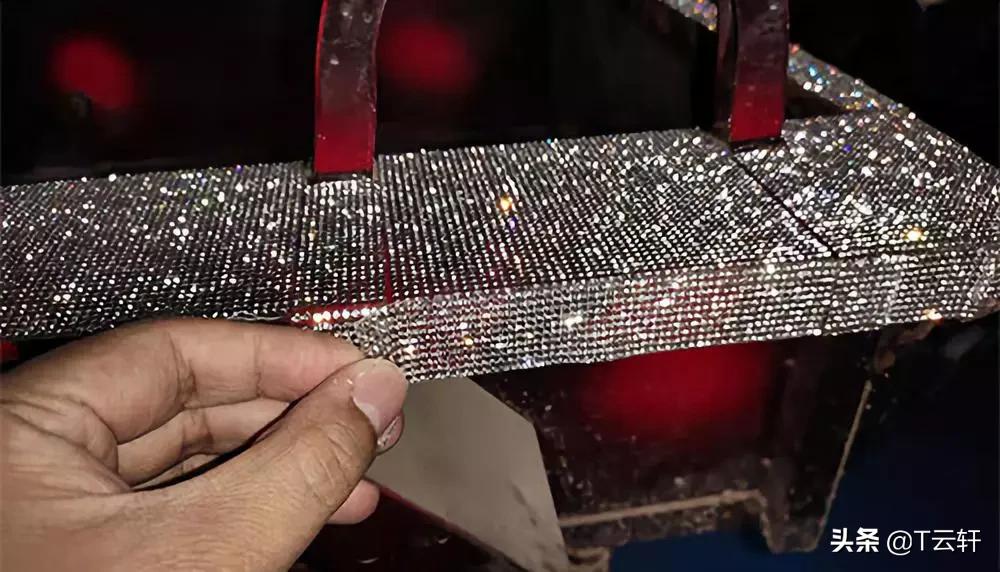 千万不要随便染头,千万别随便染头发