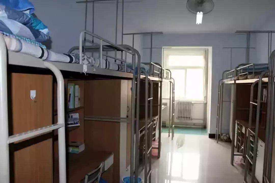 西安商贸科技技术学校宿舍,西安高新职业技术学院宿舍