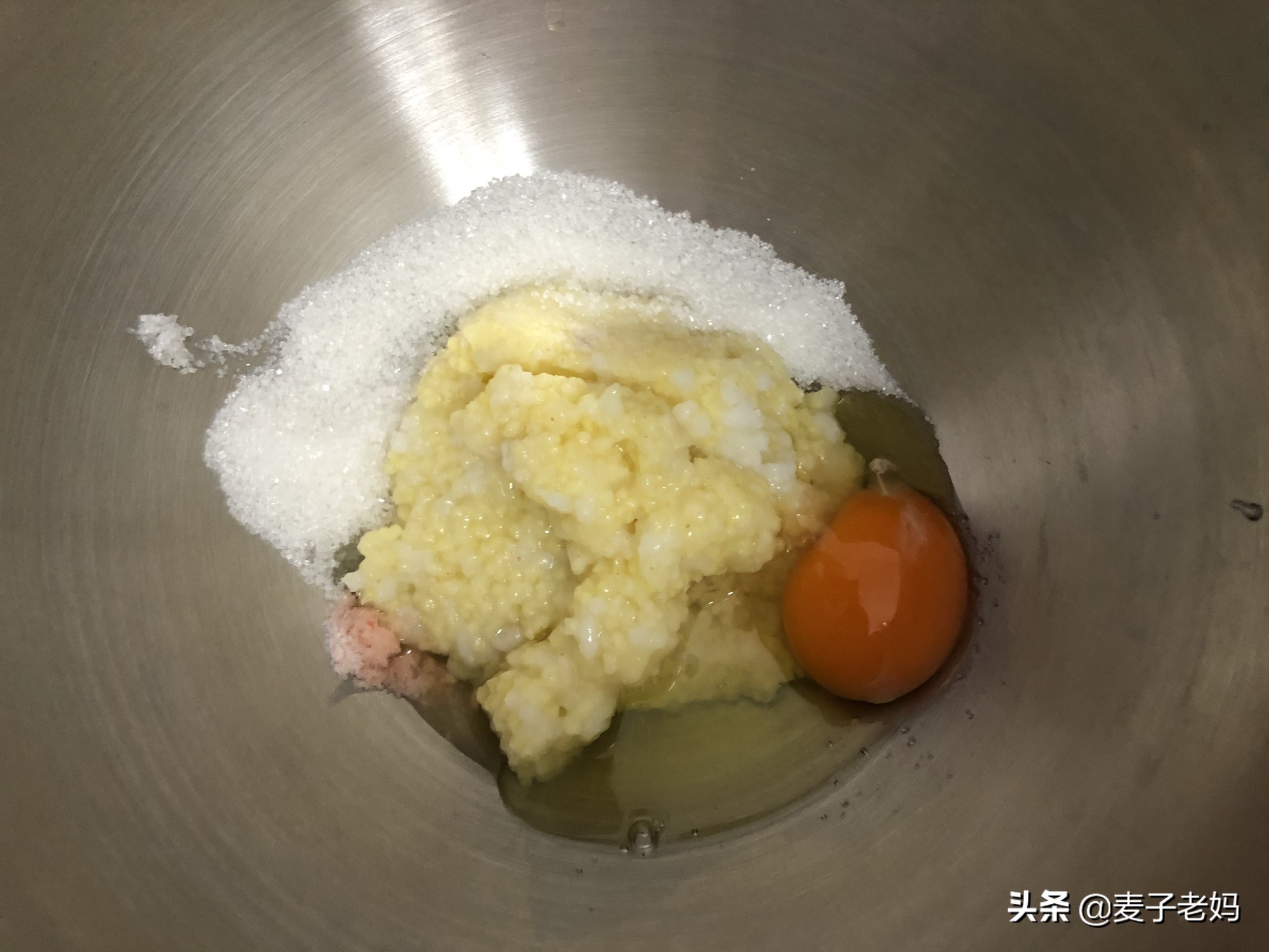 吃剩小米粥能做饼吗,剩的小米粥做发糕