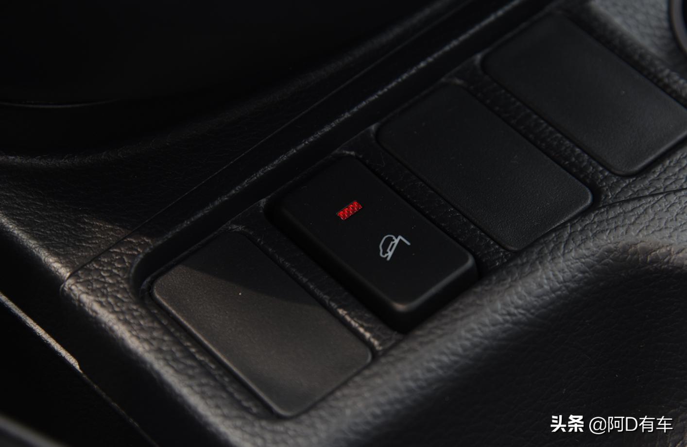 这辆车的确是生活中的得力小帮手