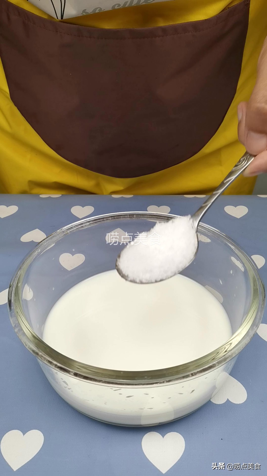 香浓爽滑的豆乳布丁怎么做？简单搅拌稍微冷藏，让豆浆换个花样